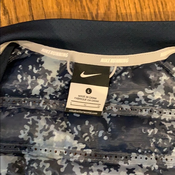 Nike Aeroloft vest - blue camo - size L - Picture 6 of 8